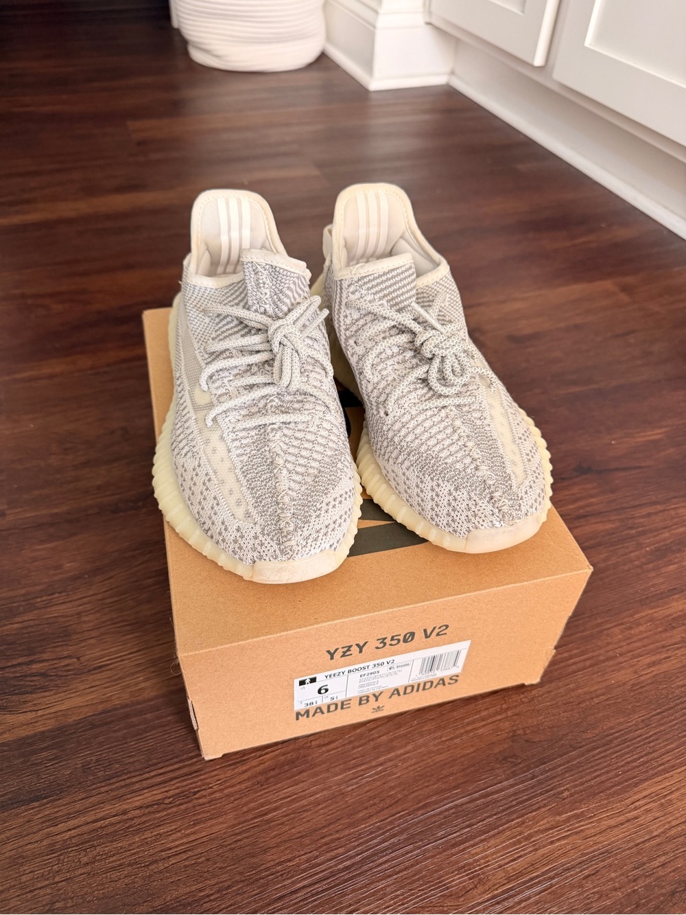 Adidas Yeezy Boost 350 V2 Cream Running Shoes